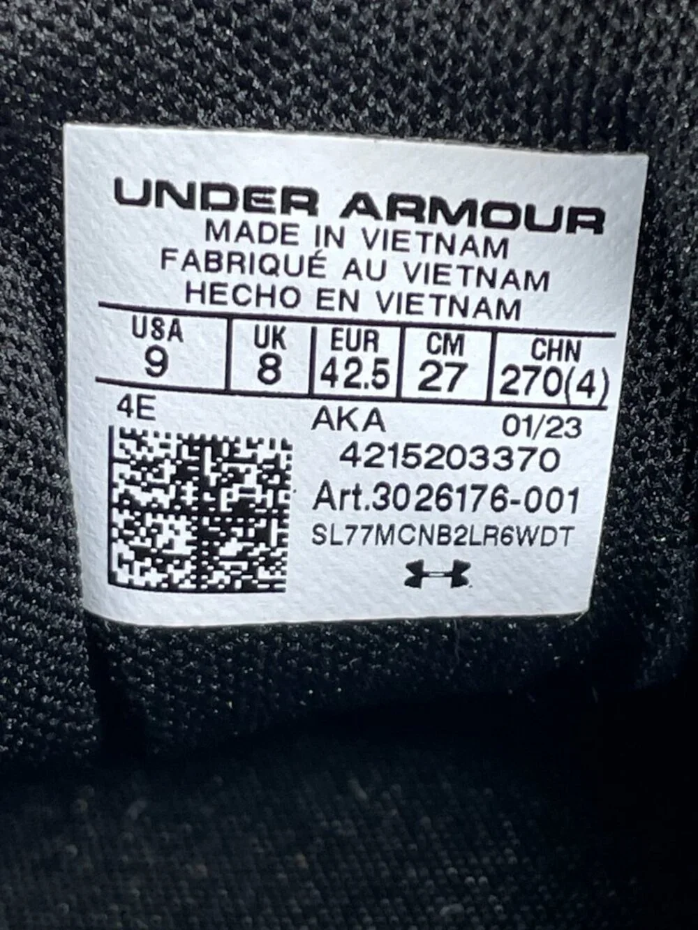 Under Armour Charged Assert 10 Running Shoes Mens Size 9 Wide 4E Black Sneakers